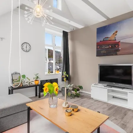 Big, Family Friendly 6 Min From The Centrum